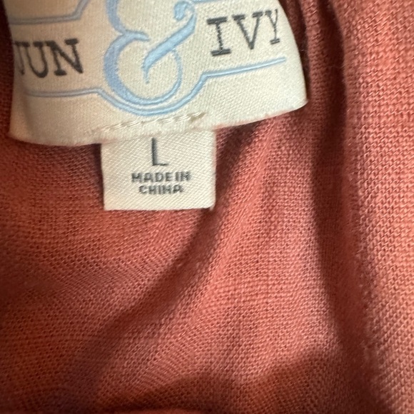 Jun & Ivy Elegant Pink Jumpsuit Size LARGE. E38 - Picture 4 of 14